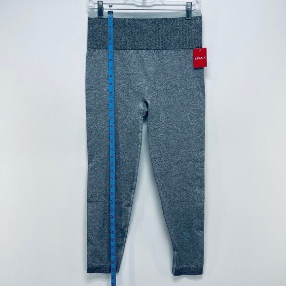 SPANX Leggings Size L Women’s Seamless Sculpt Spacedye Cloudy Gray NWT - Picture 4 of 12